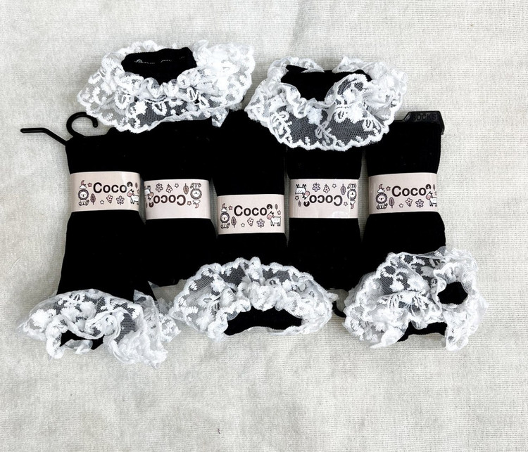 جوراب سهربع ساپورتی بچهگانه با رنگبندی مشکی و قرمز، تولید وارداتی.