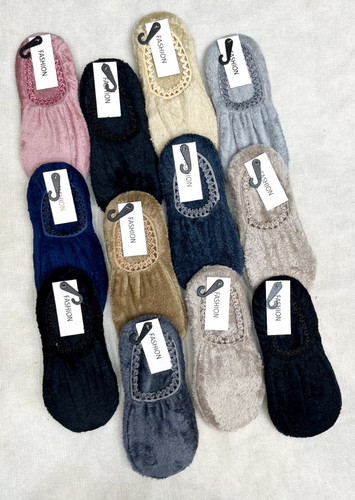 جوراب روفرشی زنانه تولید چین با بافت لطیف و گرم خرید مستقیم از واردکننده